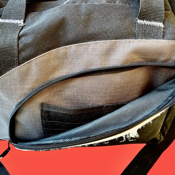 Messenger Bag Laptop Computer Horse Art Dual Handles & Shoulder Strap Pockets - Picture 8 of 11